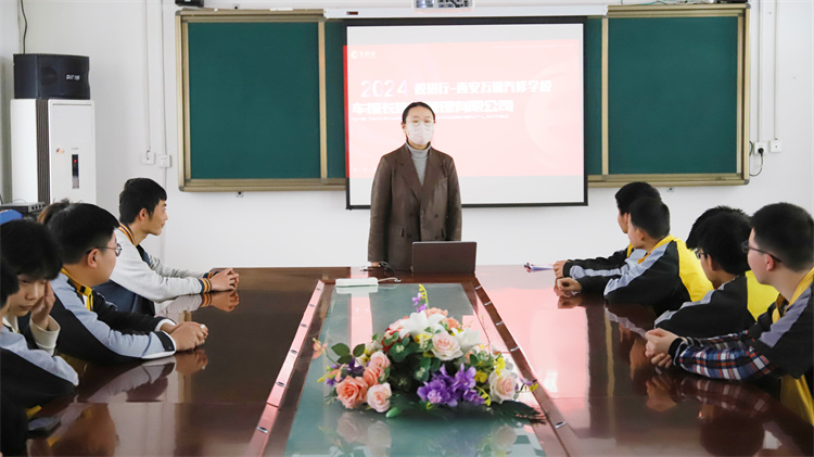西安萬通汽車學(xué)校攜手車探長 ——為畢業(yè)生搭建夢想舞臺，提供堅實就業(yè)保障