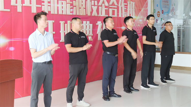 西安萬通汽車學(xué)校教學(xué)質(zhì)量年圓滿落幕，表彰大會激勵青春奮斗夢