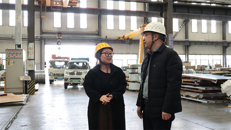 深化合作 續(xù)寫新篇 西安萬通汽車學(xué)校校長一行回訪北得龍集團并續(xù)簽校企定向班協(xié)議