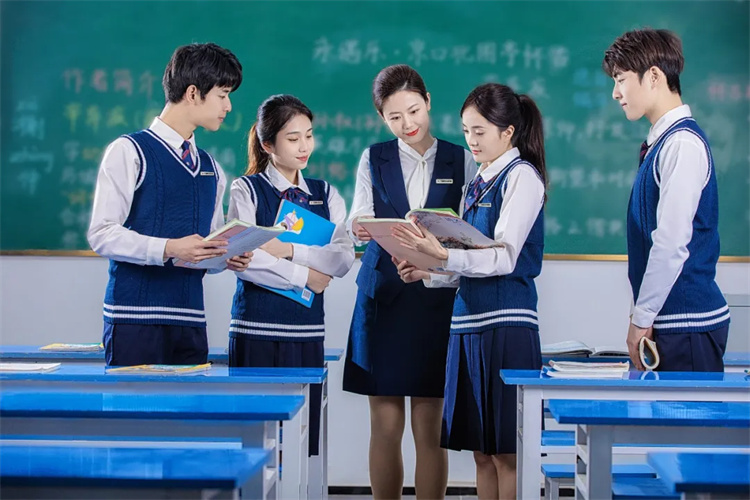 西安萬通汽車學(xué)校怎么樣？揭秘其教學(xué)實(shí)力與品牌口碑