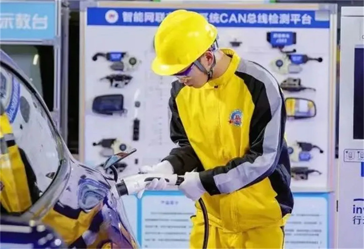 新能源汽車的“黃金時(shí)代”來了！這些人將成為行業(yè)新寵