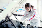 點(diǎn)燃青春  萬(wàn)通汽車大學(xué)開(kāi)啟別樣精彩
