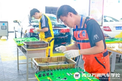 西安萬(wàn)通2018級(jí)新生技能考核大賽激烈角逐