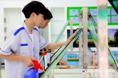 來西安萬通學(xué)習(xí)汽修鈑噴美  實現(xiàn)創(chuàng)業(yè)當老板