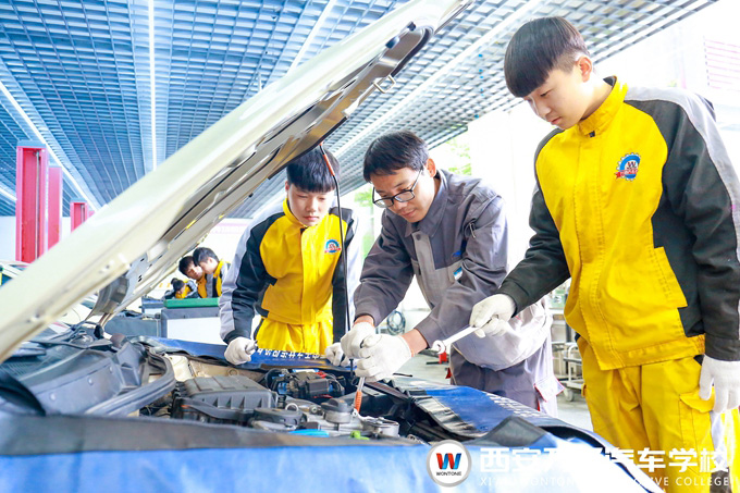 西安萬通汽車學(xué)校收獲“技能+學(xué)歷”