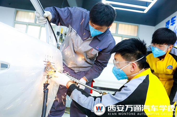 �挦(du��)�˹��������W(xu��)���޼��g(sh��)��(sh��)�F(xi��n)���ðl(f��)չ