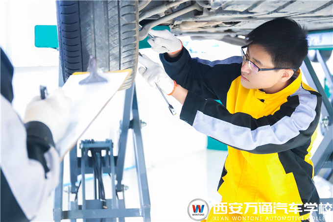 汽車時代，最適合初高中生學(xué)習(xí)的專業(yè)