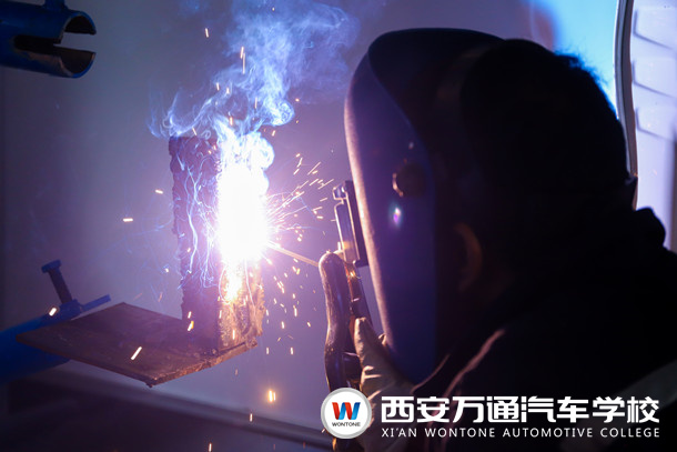 新手30天精通焊接技術(shù)|西安萬通秋季焊接班火熱報名中！