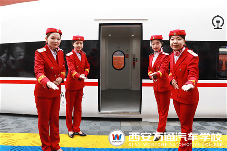  女生學(xué)什么專業(yè)好？來萬通學(xué)城軌專業(yè)!