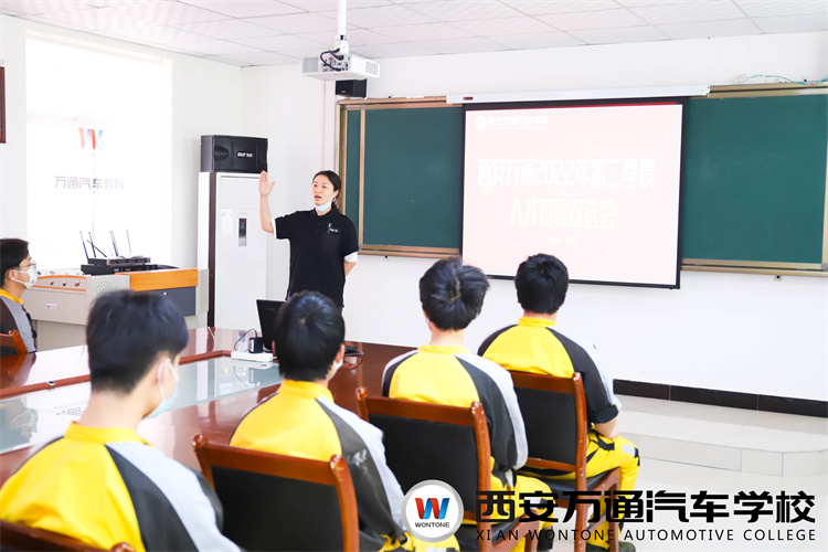 �����fͨ�y�������_չ������Ƹ������W(xu��)�Ӵ�͘I(y��)������