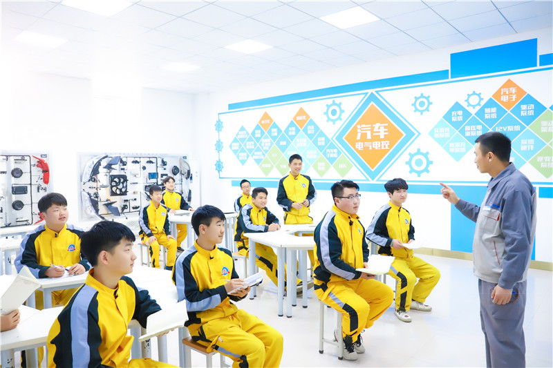新能源實訓(xùn)課堂7