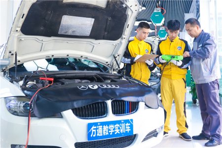 初中或高中畢業(yè)可以做什么工作，做學(xué)徒可以學(xué)點(diǎn)什么好？