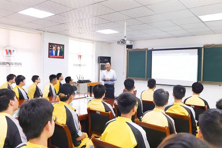 什么是大專，中專和中職一樣嗎？初中畢業(yè)可以上大專嗎？
