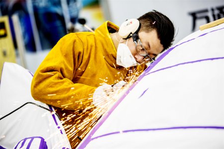 汽車貼膜培訓(xùn)哪里學(xué)？學(xué)成多長(zhǎng)時(shí)間？
